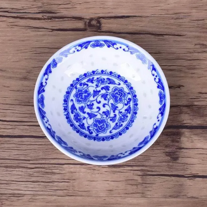 Elegance at the Table Küche & Esszimmer-Porzellangeschirr-Set mit Drachenmuster – Blau-weiße Essteller