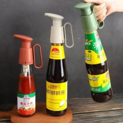 Space Savvy Küche & Esszimmer-Pumpflasche mit Gewürzspender – einfach zu verwendender Gewürzbehälter