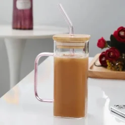 Plates u0026 More Küche & Esszimmer-Quadratischer Glasbecher – 400 ml, mikrowellengeeignet, Kaffee- und Bierbecher