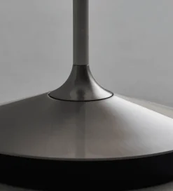 Glow u0026 Shade Beleuchtung-Quantum Beam Table Lamp - Modern LED Desk Light