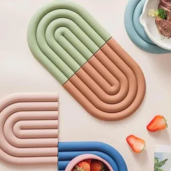 Tom Küche & Esszimmer-Regenbogen-Untersetzer-Set aus Silikon – hitzebeständige Tischsets für die Küche