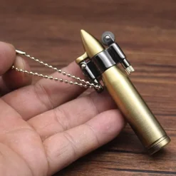 The Outdoor Vault Outdoor-Gadgets|Heimwerkzeuge-Retro Jet Feuerzeug Schlüsselanhänger - Metall Accessoire