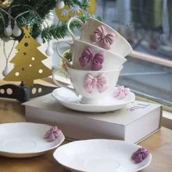 Plates u0026 More Küche & Esszimmer-Rosa Porzellan-Teeservice – Hochwertige Kaffeetassen und Untertassen aus Keramik