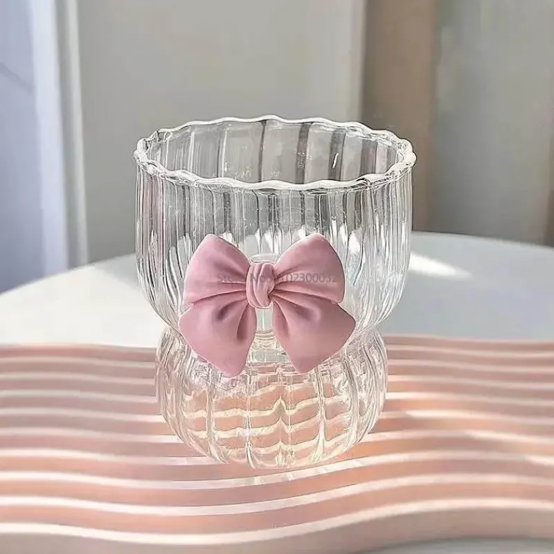 Plates u0026 More Küche & Esszimmer-Runde Teetasse aus Glas mit Fliege – Stilvoller Zitronenwasserbecher