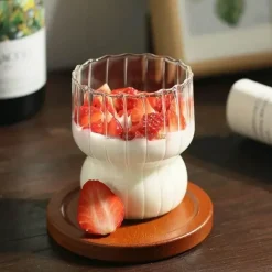 Plates u0026 More Küche & Esszimmer-Runde Teetasse aus Glas mit Fliege – Stilvoller Zitronenwasserbecher