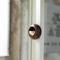 The Gilded Nest Wohndeko-Rustikale Türklingel aus Massivholz – süße Hängedekoration