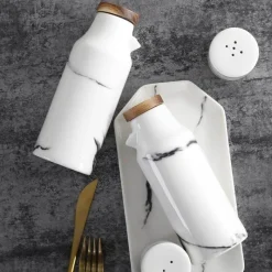 Comfort u0026 Style Küche & Esszimmer-Salz- und Pfefferölflaschen-Set aus Keramik – Gewürzhalter für die Küche