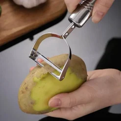 Tom Küche & Esszimmer-Schäler und Reibe aus Edelstahl – Multifunktionswerkzeug für müheloses Zubereiten von Obst und Gemüse