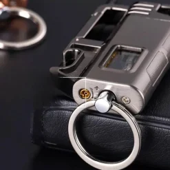 Cozy Living Camping Im Freien|Outdoor-Artikel-Schlüsselanhänger-Feuerzeug mit Flaschenöffner aus Metall – modernes, winddichtes Design