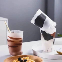 Plates u0026 More Küche & Esszimmer-Schnapsglas mit Katzenpfote – Neuartiger Katzenkrallenbecher