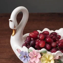 Plates u0026 More Küche & Esszimmer-Schwanen-Tablett-Set aus Keramik – elegante Obstschale und Aschenbecher für die Heimdekoration