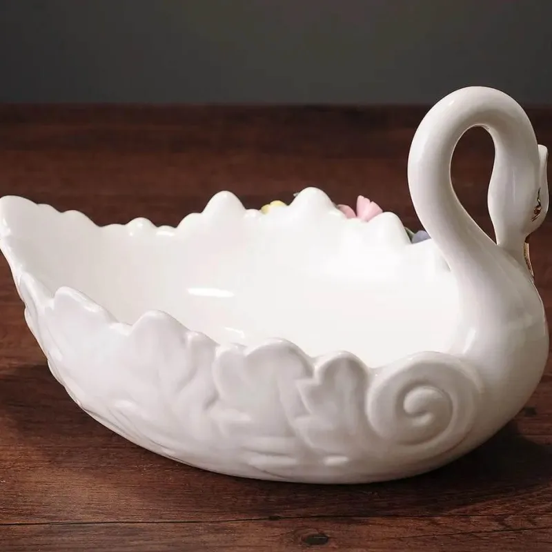 Plates u0026 More Küche & Esszimmer-Schwanen-Tablett-Set aus Keramik – elegante Obstschale und Aschenbecher für die Heimdekoration