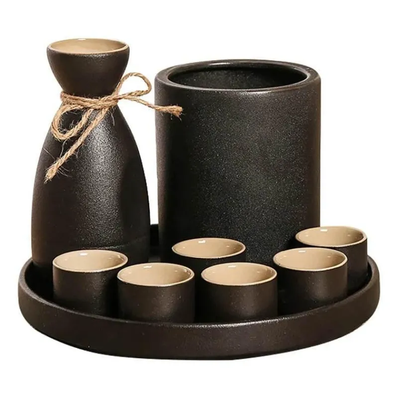 Elegance at the Table Küche & Esszimmer-Schwarzer Weinwärmer aus Keramik für Sake – handgefertigtes japanisches Design