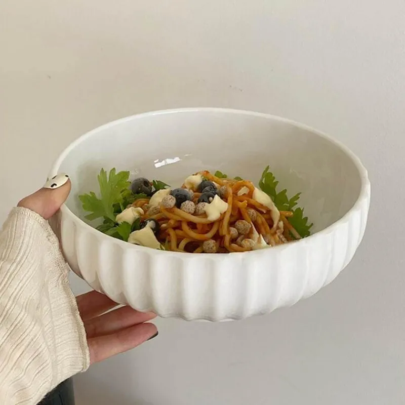 Elegance at the Table Küche & Esszimmer-Servierschüssel aus Keramik – elegante Küchenschüssel mit vertikaler Maserung