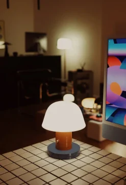 The Gilded Nest Beleuchtung|Wohndeko-Setago Table Lamp – Acrylic and Aluminum Lamp