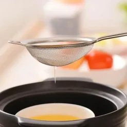 Tom Küche & Esszimmer-Sieb aus Edelstahl – Küchenwerkzeug für Mehl und Gebäck