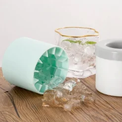 The Culinary Kit Küche & Esszimmer-Silikon-Eiskübelform - Kreatives Tassentablett