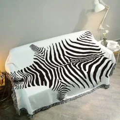 The Blanket Nook Bettzeug-Sofabezug-Set mit nordischem Zebra-Print – minimalistische Kissendecke