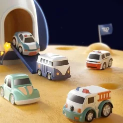 The Decor Haven Babyspielzeug-Space Panda Rennautos - Spielzeugfahrzeuge für Kinder