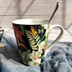 Feast u0026 Flair Küche & Esszimmer-Spanisches Blumen-Porzellan-Geschirrset - Teller, Schüsseln, Tassen, Dessertteller