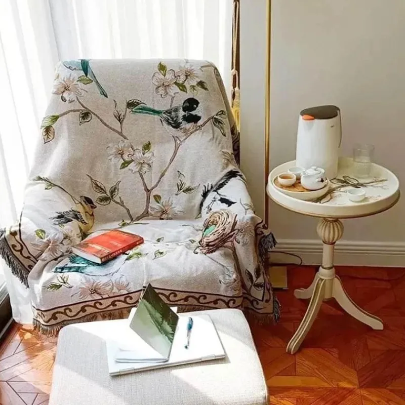 Snug u0026 Soft Bettzeug-Strickdecke mit Blumen und Vögeln – Moderne Winterdecke