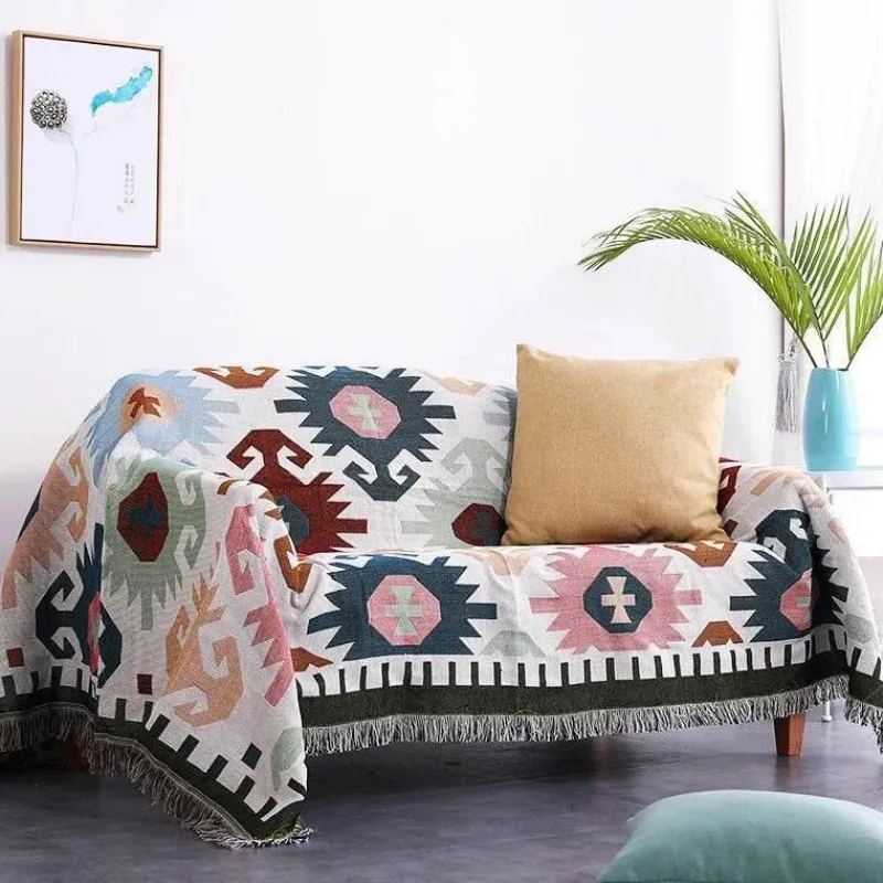 Snug u0026 Soft Bettzeug-Strickdecke mit Blumen und Vögeln – Moderne Winterdecke