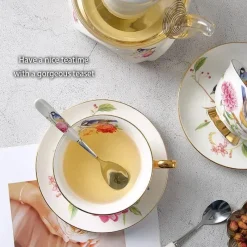 Feast u0026 Flair Küche & Esszimmer-Teekannen-Set mit Blumenmuster – Tassen aus Knochenporzellan mit Sieb