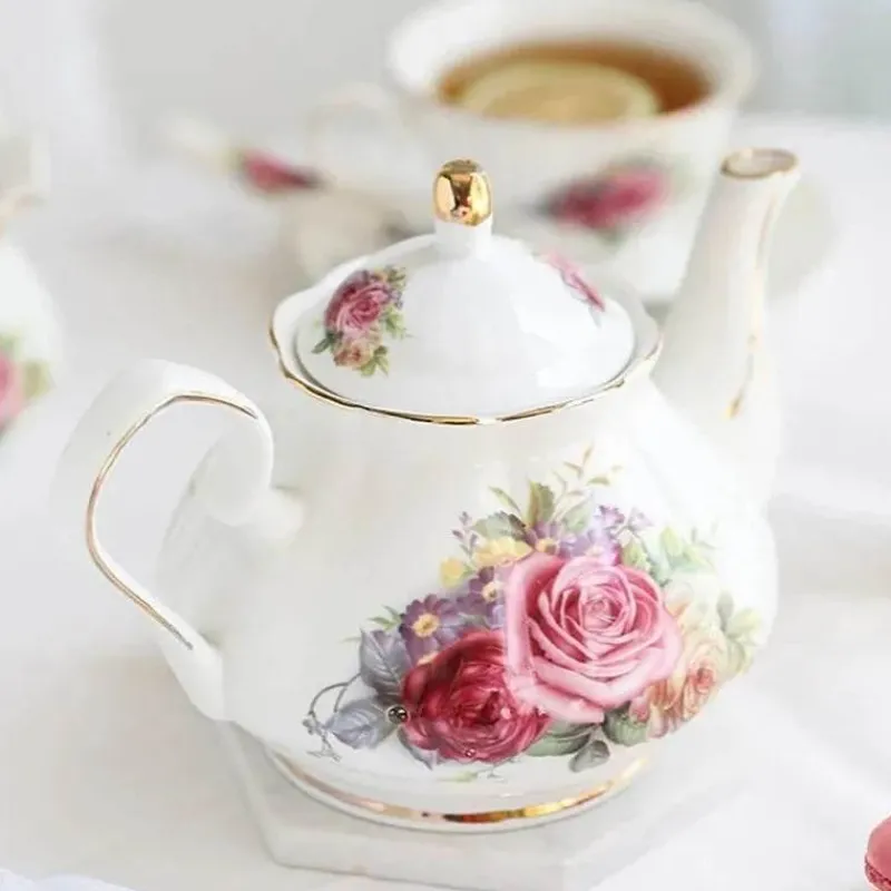 Plates u0026 More Küche & Esszimmer-Teekannen-Set „Pink Camellia“ – Hochwertiges Porzellan-Teegeschirr