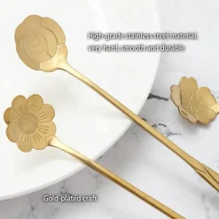 Feast u0026 Flair Küche & Esszimmer-Teelöffel-Set aus Edelstahl mit goldener Blume – elegante Kaffee- und Dessertlöffel