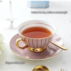 Feast u0026 Flair Küche & Esszimmer-Teeservice aus goldenem Porzellan – 200 ml Tassen, Untertassen, Löffel