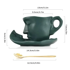 Tom Küche & Esszimmer-Teetassen-Set aus Keramik mit küssenden Paaren – romantisches Geschenk für Paare mit Untertasse und Löffel