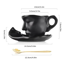 Tom Küche & Esszimmer-Teetassen-Set aus Keramik mit küssenden Paaren – romantisches Geschenk für Paare mit Untertasse und Löffel