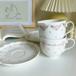 Tom Küche & Esszimmer-Teetassen-Set aus Keramik mit elegantem Rosenrelief-Design für Teeliebhaber