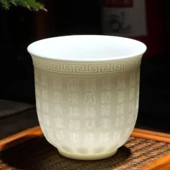 Plates u0026 More Küche & Esszimmer-Teetassen-Set aus Knochenporzellan mit Ziegenmotiv – süße Keramiktassen mit Fat-Jade-Design