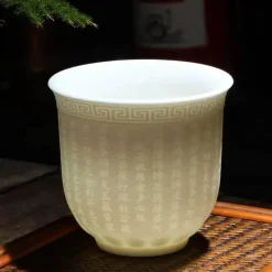 Plates u0026 More Küche & Esszimmer-Teetassen-Set aus Knochenporzellan mit Ziegenmotiv – süße Keramiktassen mit Fat-Jade-Design