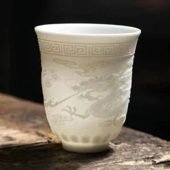 Plates u0026 More Küche & Esszimmer-Teetassen-Set aus Knochenporzellan mit Ziegenmotiv – süße Keramiktassen mit Fat-Jade-Design