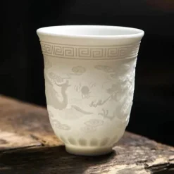 Plates u0026 More Küche & Esszimmer-Teetassen-Set aus Knochenporzellan mit Ziegenmotiv – süße Keramiktassen mit Fat-Jade-Design