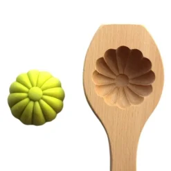 The Culinary Kit Küche & Esszimmer-Teigtaschenformer aus Holz – Mondförmige Form für selbstgemachte Teigtaschen