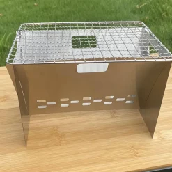 The Outdoor Vault Camping-Werkzeuge|Heimwerkzeuge-Tragbarer Mini-Klappgrill aus Edelstahl – Kompakter Camping-Grill