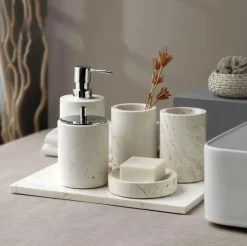 Serene Splash Badezimmer-Travertine Tiles - Elegant Natural Stone Flooring