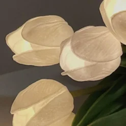 Glow u0026 Shade Beleuchtung-Tulpen-Nachtlampe – Stimmungslicht zur Entspannung