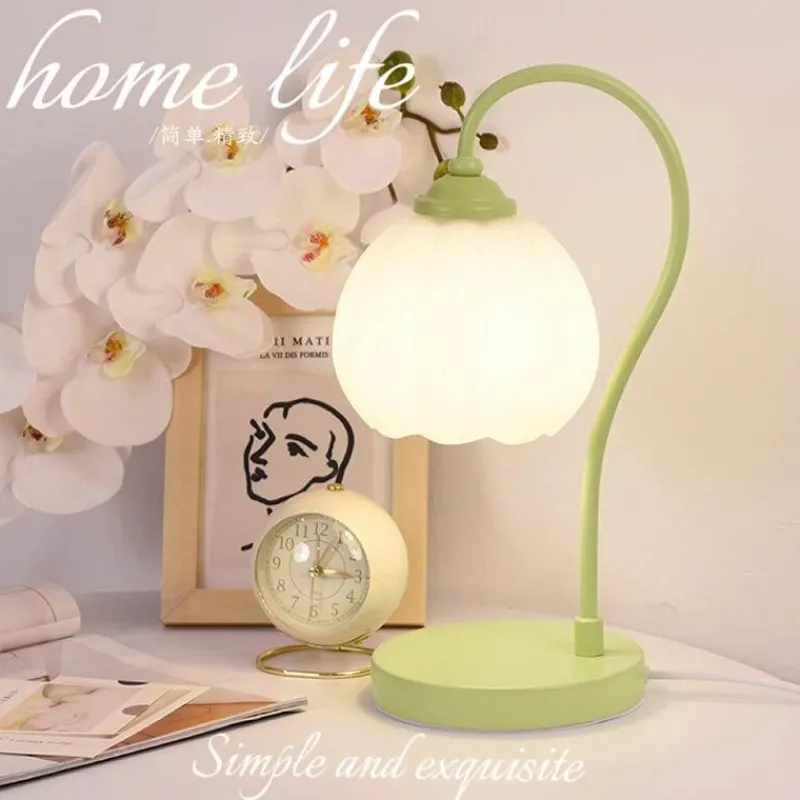 Illuminate Home Beleuchtung-Tulpen-Tischlampe – Dekorative Blumenbeleuchtung