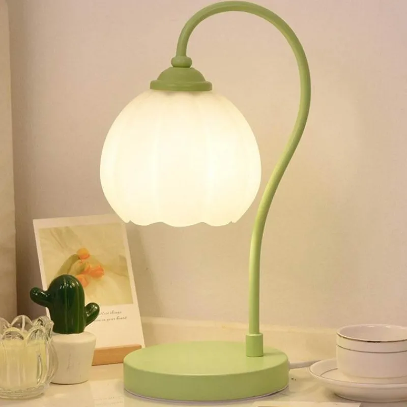 Illuminate Home Beleuchtung-Tulpen-Tischlampe – Dekorative Blumenbeleuchtung