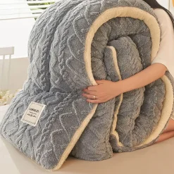 Cozy Haven Bettzeug-Ultradicke Marcella-Decke – kuschelig warm und weich