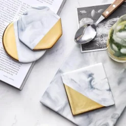 The Decor Haven Küche & Esszimmer-Untersetzer mit Marmorstreifen – Luxuriöses Trinkgeschirr aus Keramik