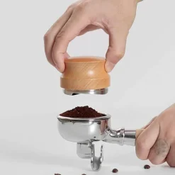 Tom Küche & Esszimmer-Verstellbarer Espresso-Stampfer – Edelstahl mit Griff aus Buchenholz