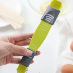 The Culinary Kit Küche & Esszimmer-Verstellbarer Messlöffel – vielseitiges Küchenwerkzeug