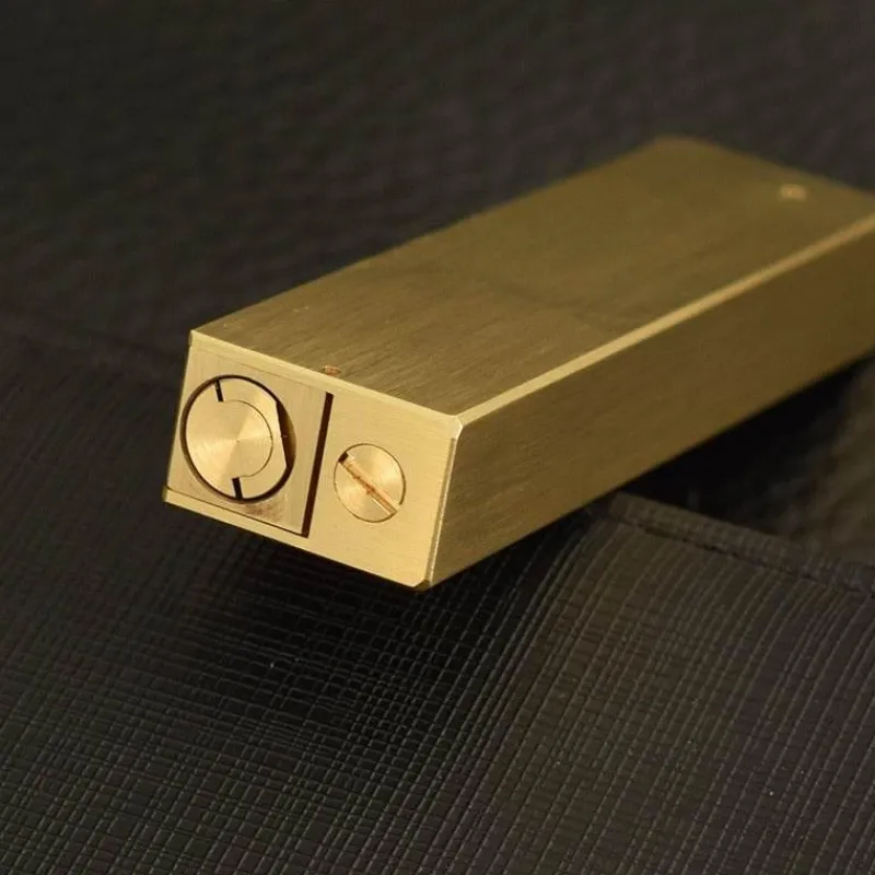 Roam Ready Camping-Werkzeuge|Outdoor-Artikel-Vintage Benzinfeuerzeug - Kreatives Retro-Design