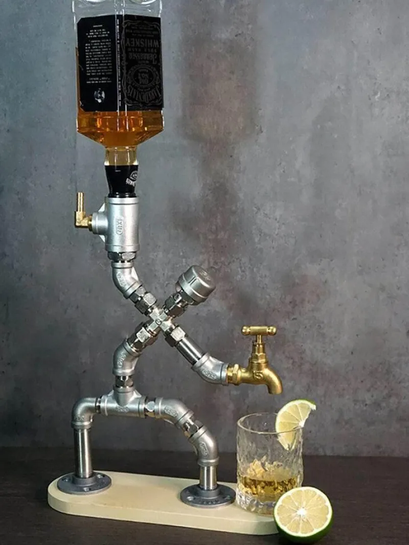 Timeless Touch Küche & Esszimmer-Vintage Industrieller Getränkespender aus Rohren - Einzigartiges Home-Bar-Accessoire