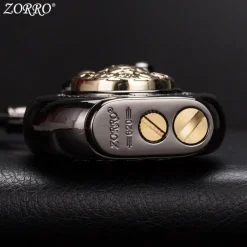 The Outdoor Vault Outdoor-Artikel|Heimwerkzeuge-Vintage Kerosinfeuerzeug - Automatische Drehzündung